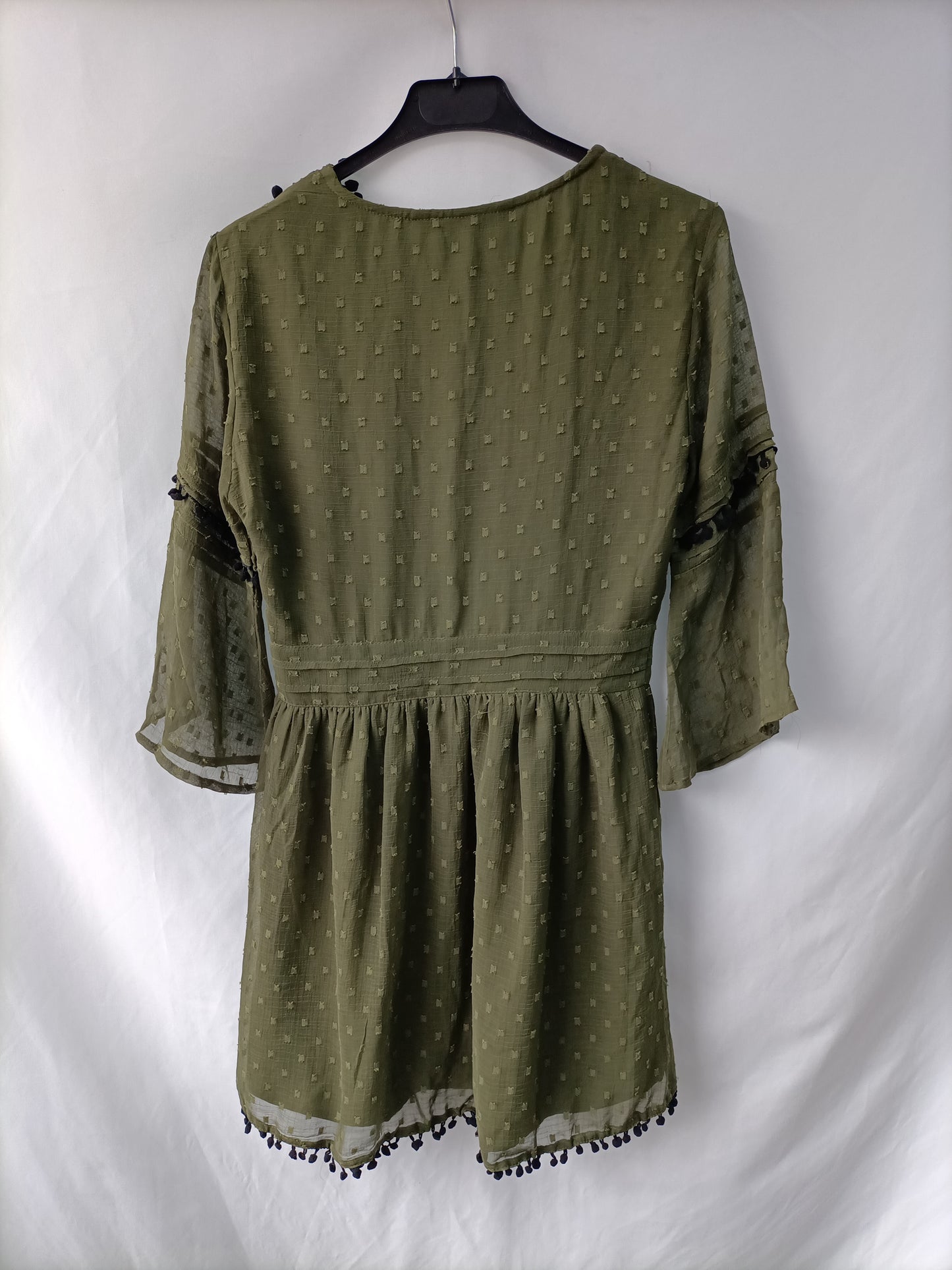 ZARA. Vestido verde plumeti T.s