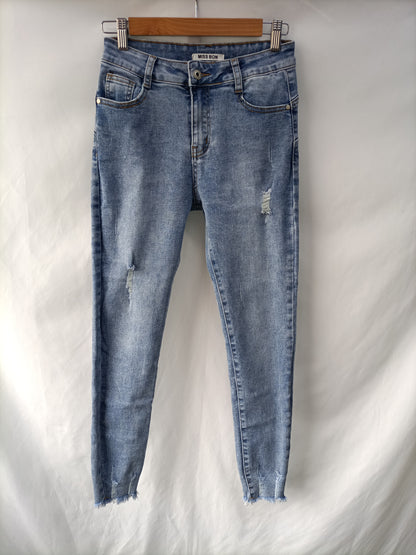 MISS BON. Pantalón efecto desgastado T.38