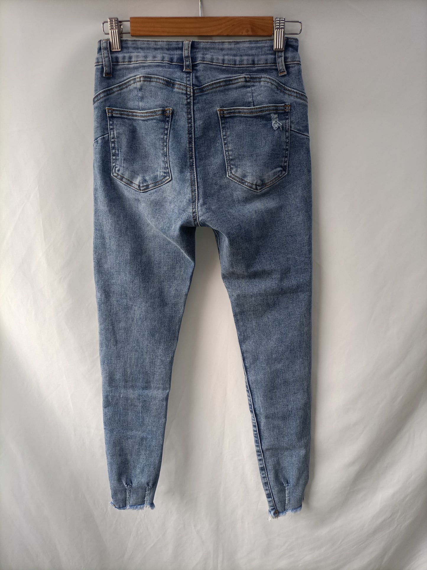 MISS BON. Pantalón efecto desgastado T.38