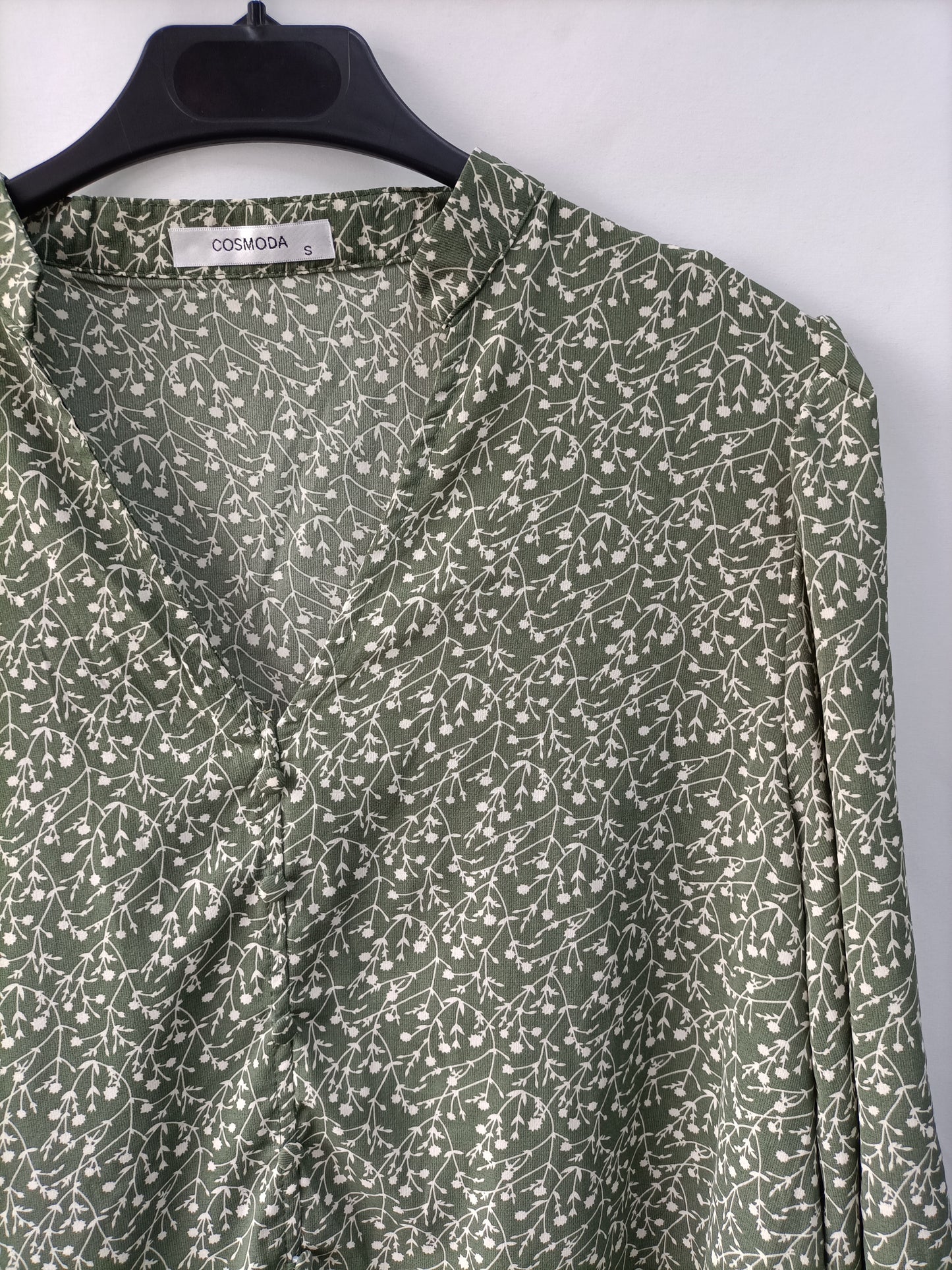 COS MODA. Vestido verde flores T.s