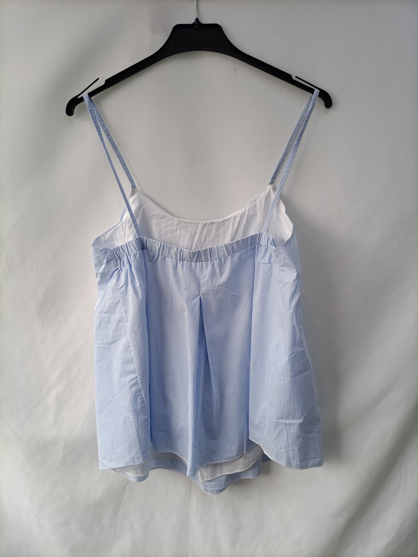 OTRAS. Top rayas azul y blanco Tu(s)