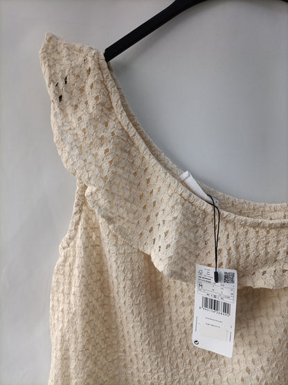 MANGO. Top Beige encajes T.m