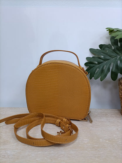 PARFOIS. Bolso mostaza