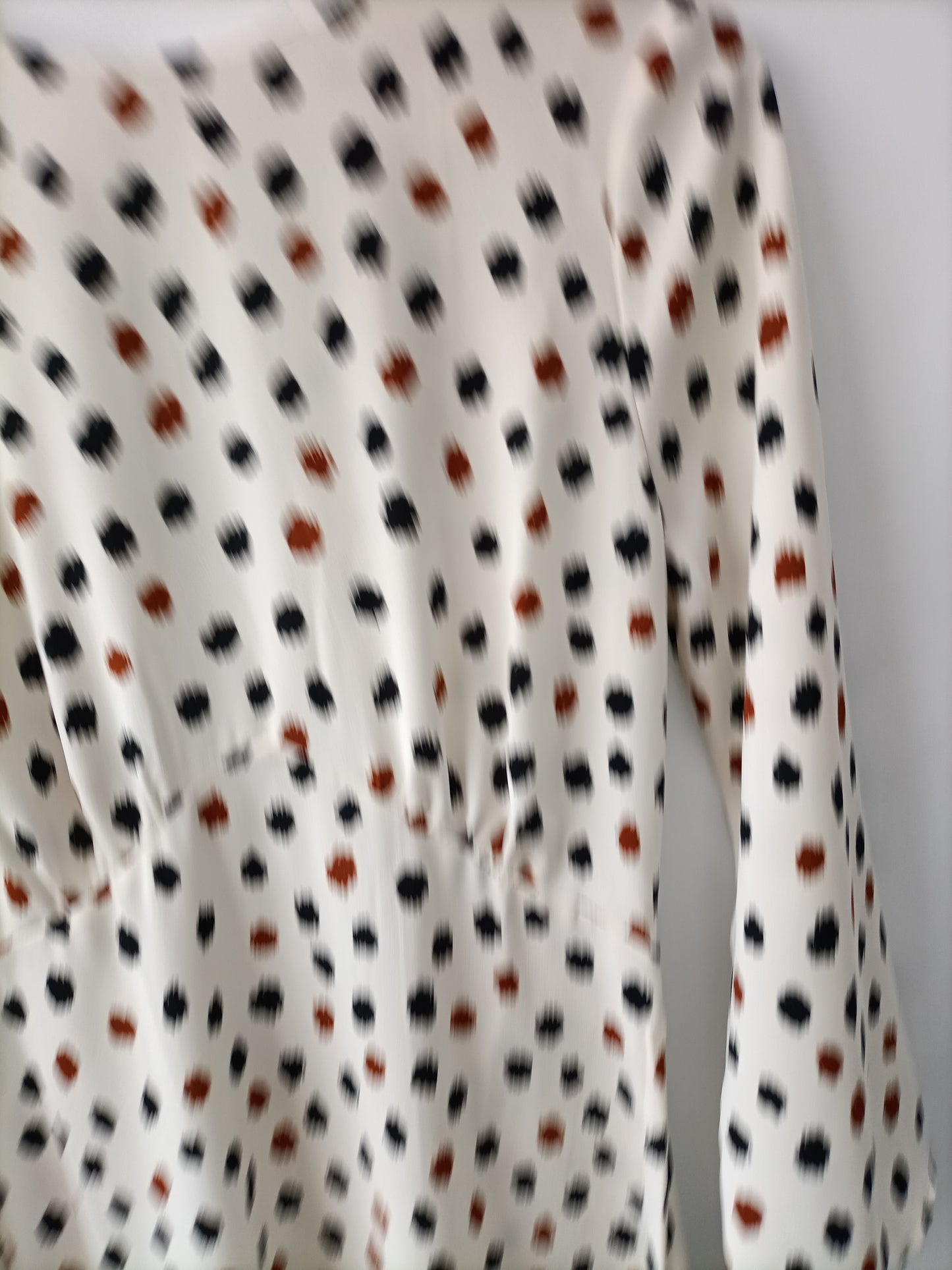 H&M.Vestido midi estampado T.32