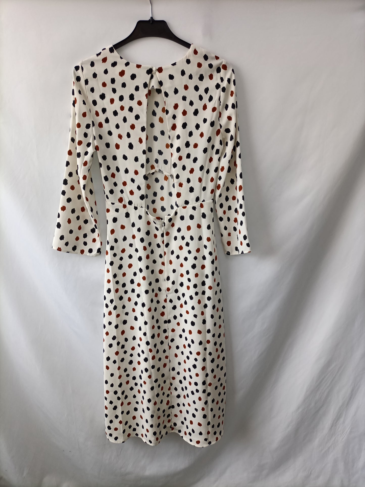 H&M.Vestido midi estampado T.32