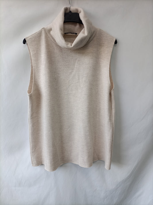 ZARA. Top beige punto T.l