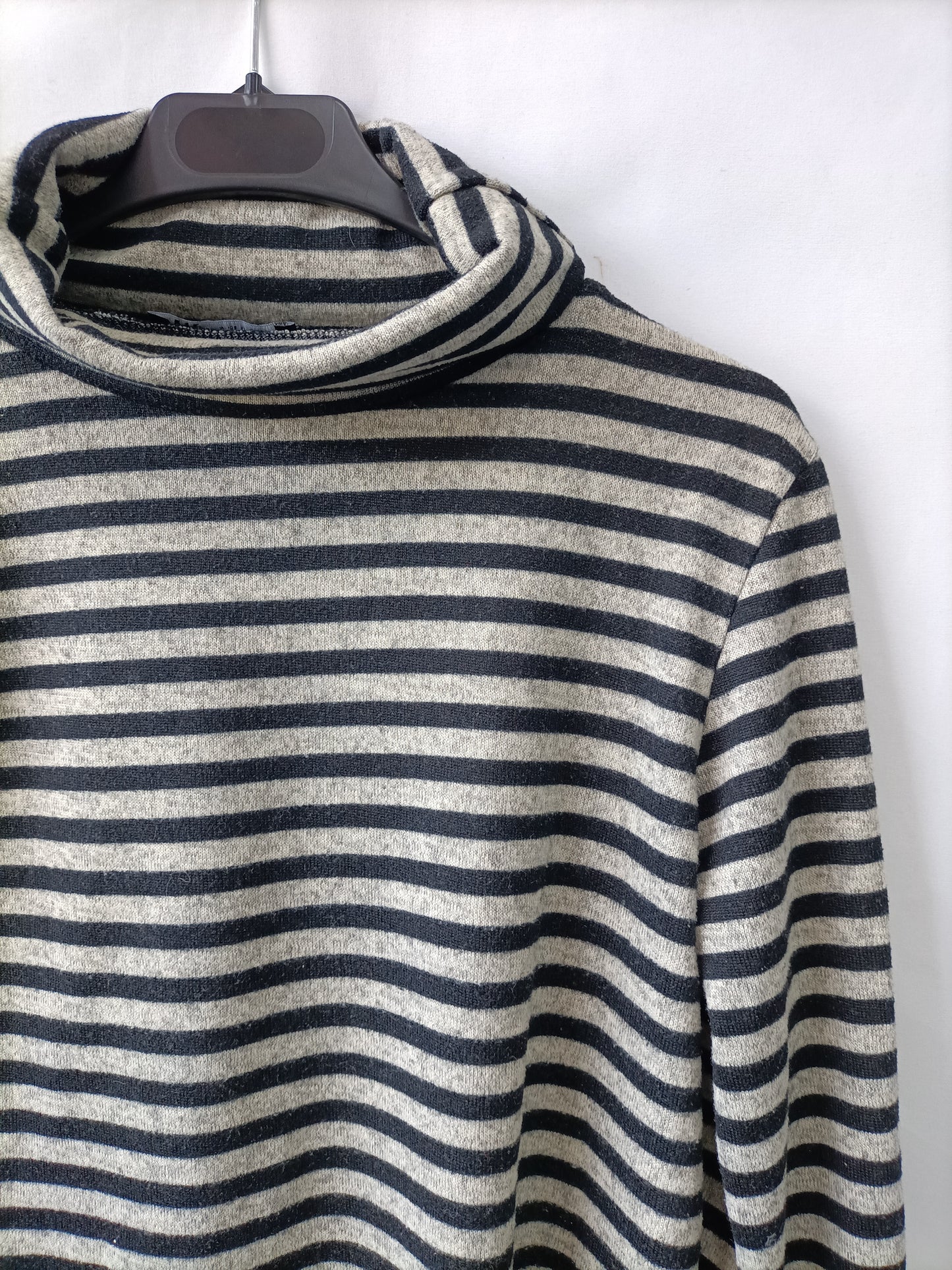 ZARA. Jersey rayas fluido T.l