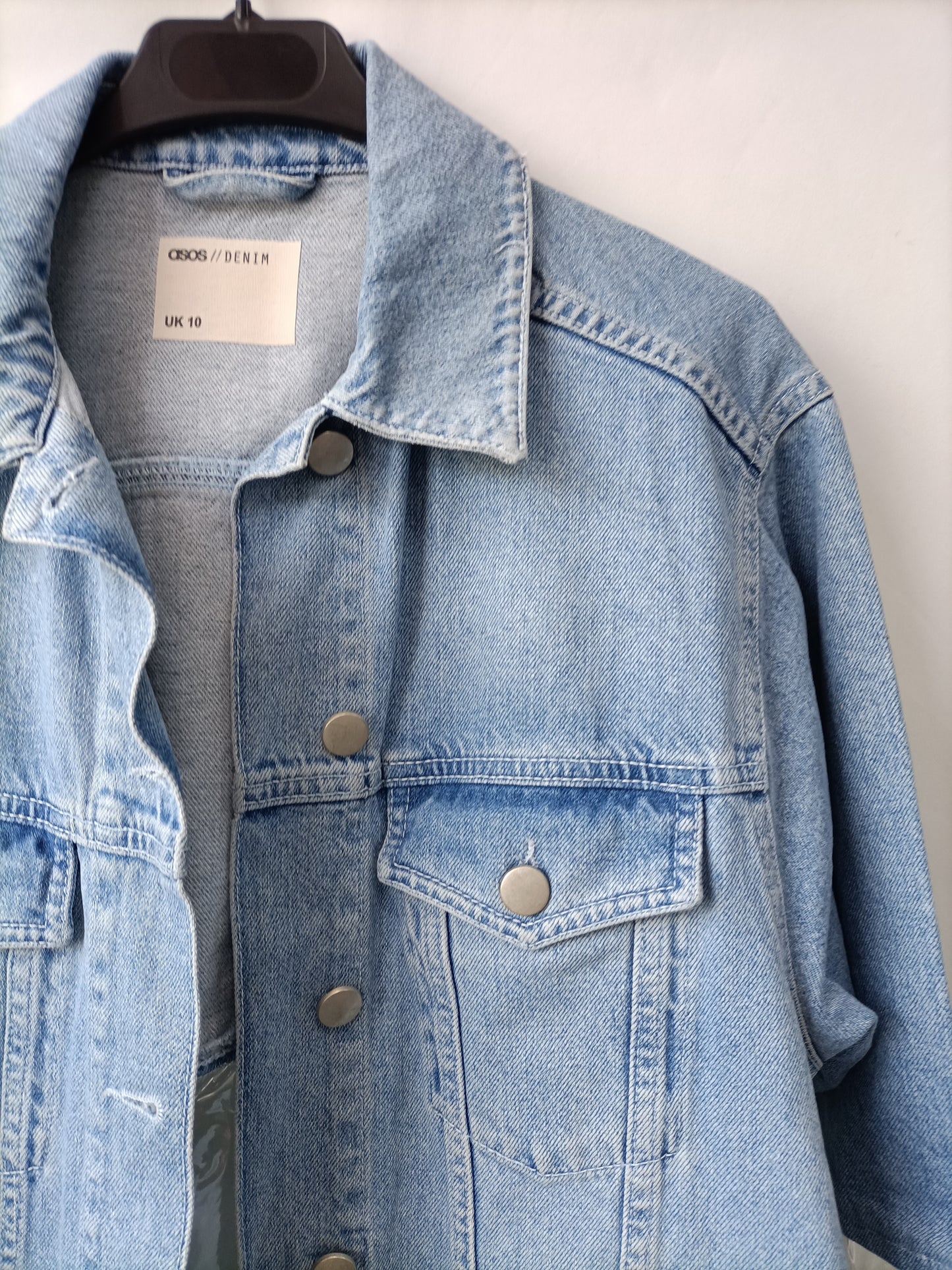 ASOS. Cazadora vaquera T.38