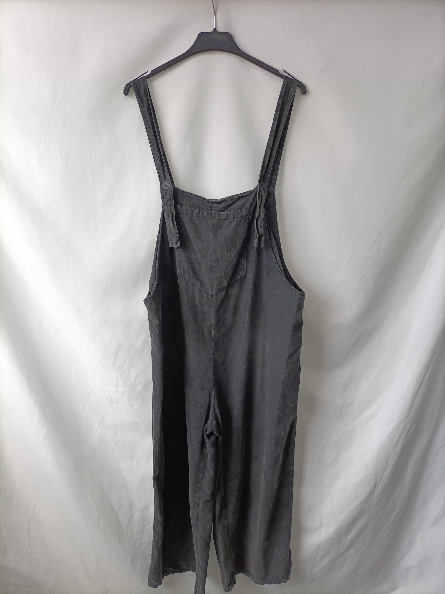 ZARA MATERNITY. Peto gris pana T.m