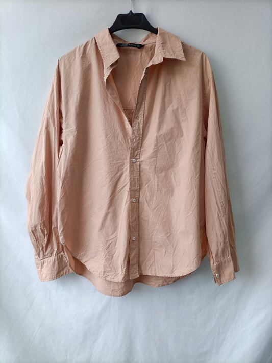 ZARA. Camisa nude oversized T.m
