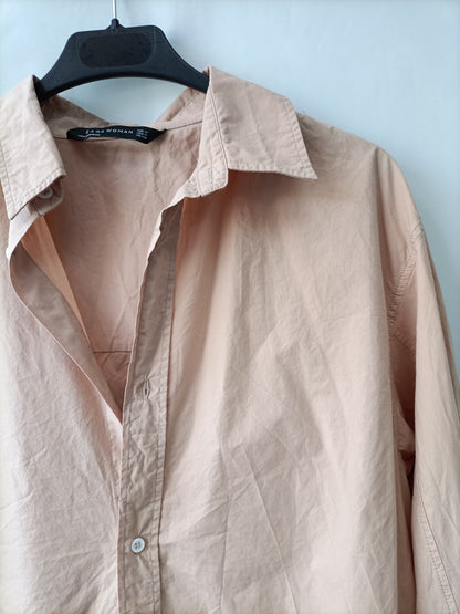 ZARA. Camisa nude oversized T.m