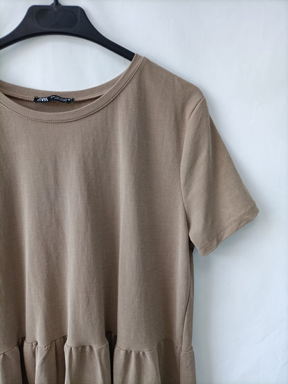 ZARA. Camiseta beige fluida T.l