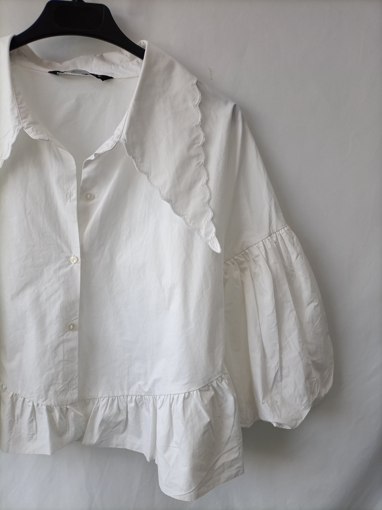 ZARA. White blouse with a T-shirt collar