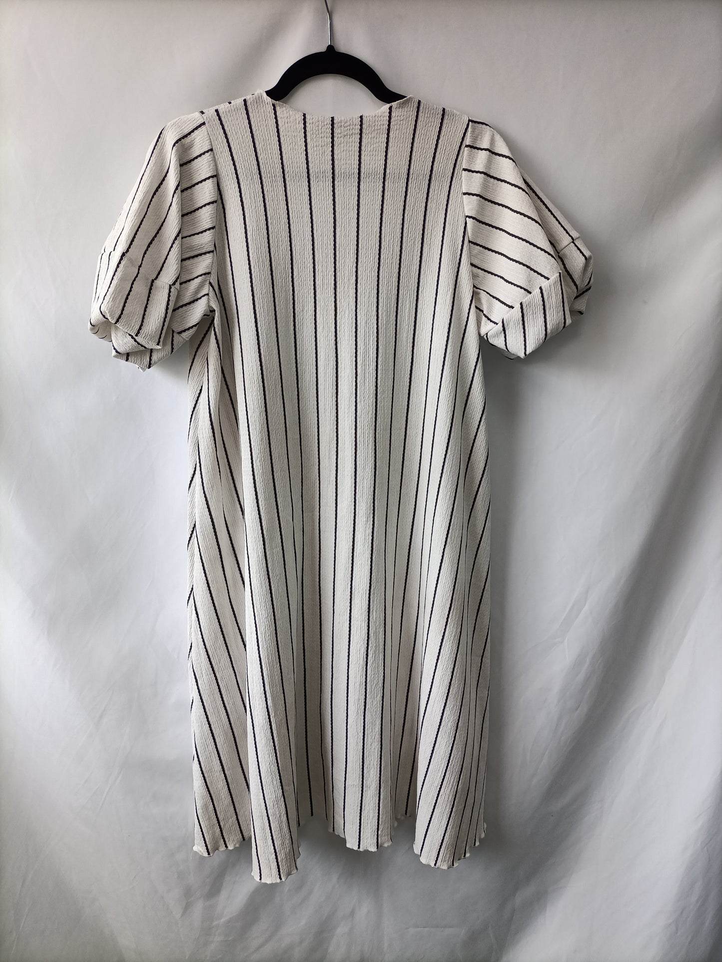 ZARA. Vestido midi rayas T.m