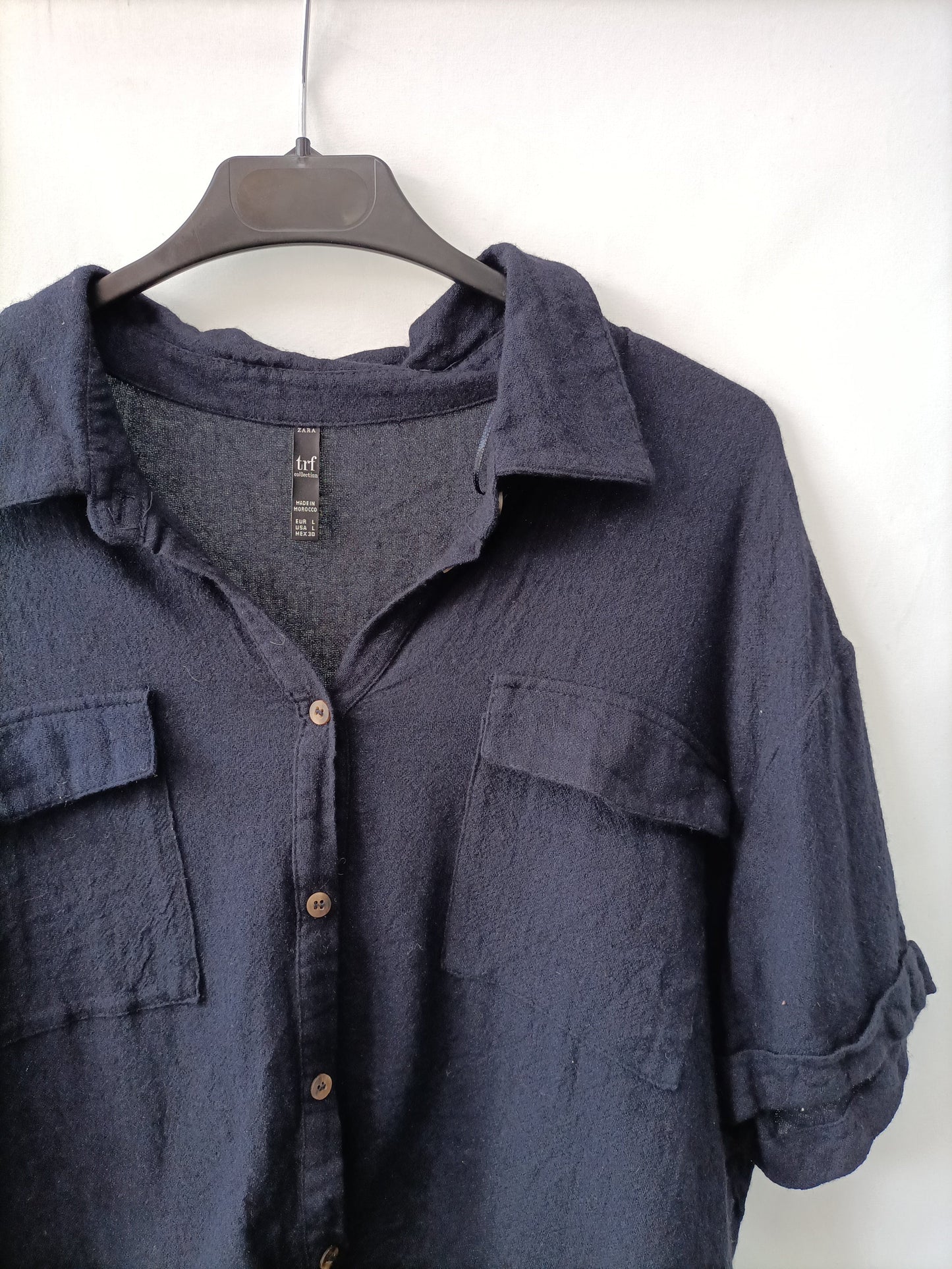 ZARA. Blusa azul nudo T.l