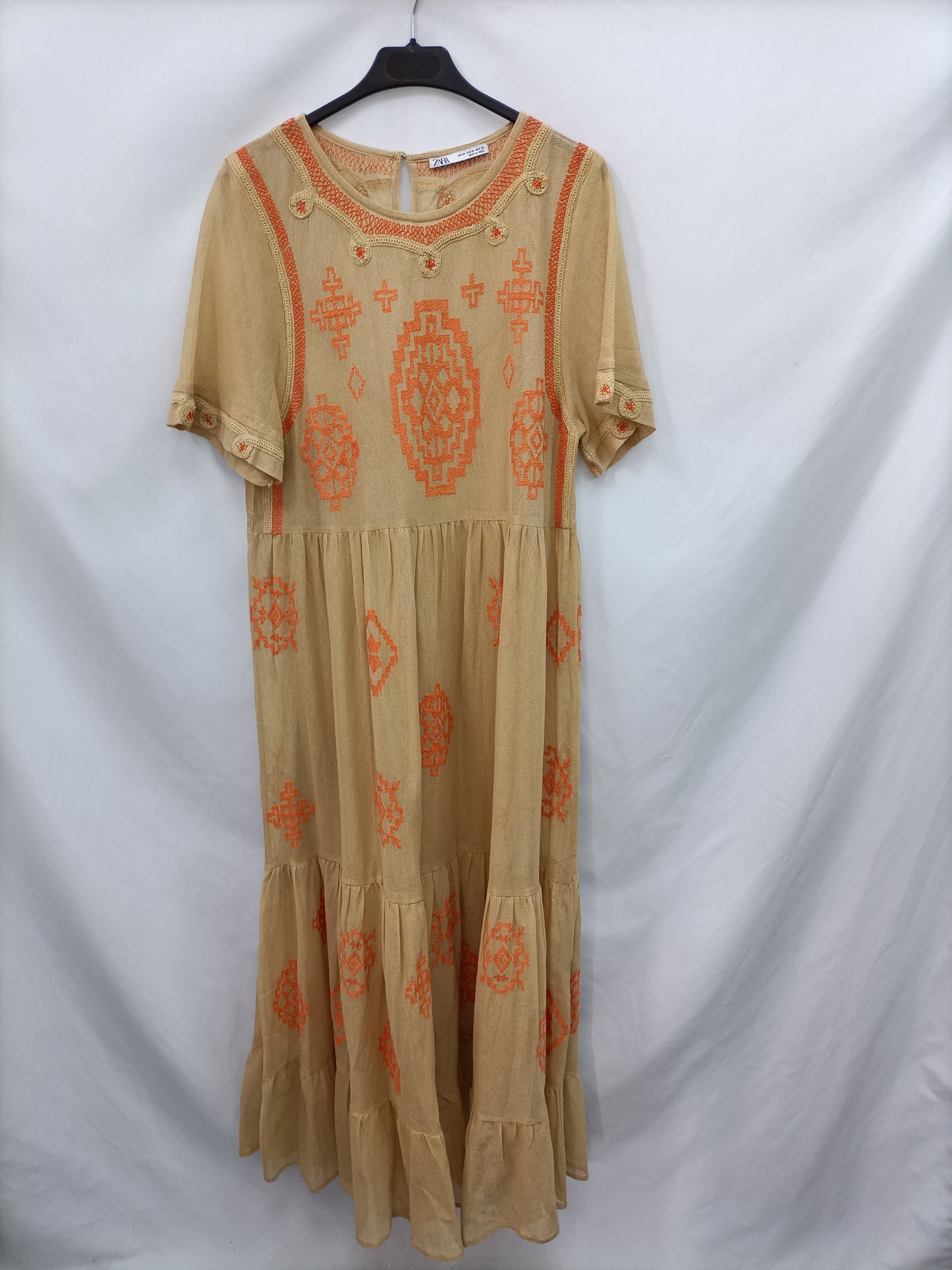 ZARA. Beige embroidered mesh dress TM