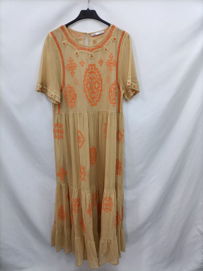 ZARA. Beige embroidered mesh dress TM