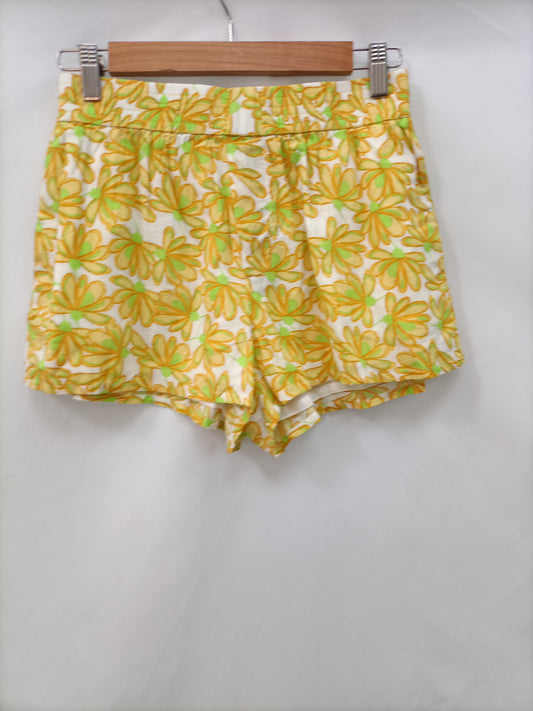 ZARA.Shorts estampados amarillo T.S