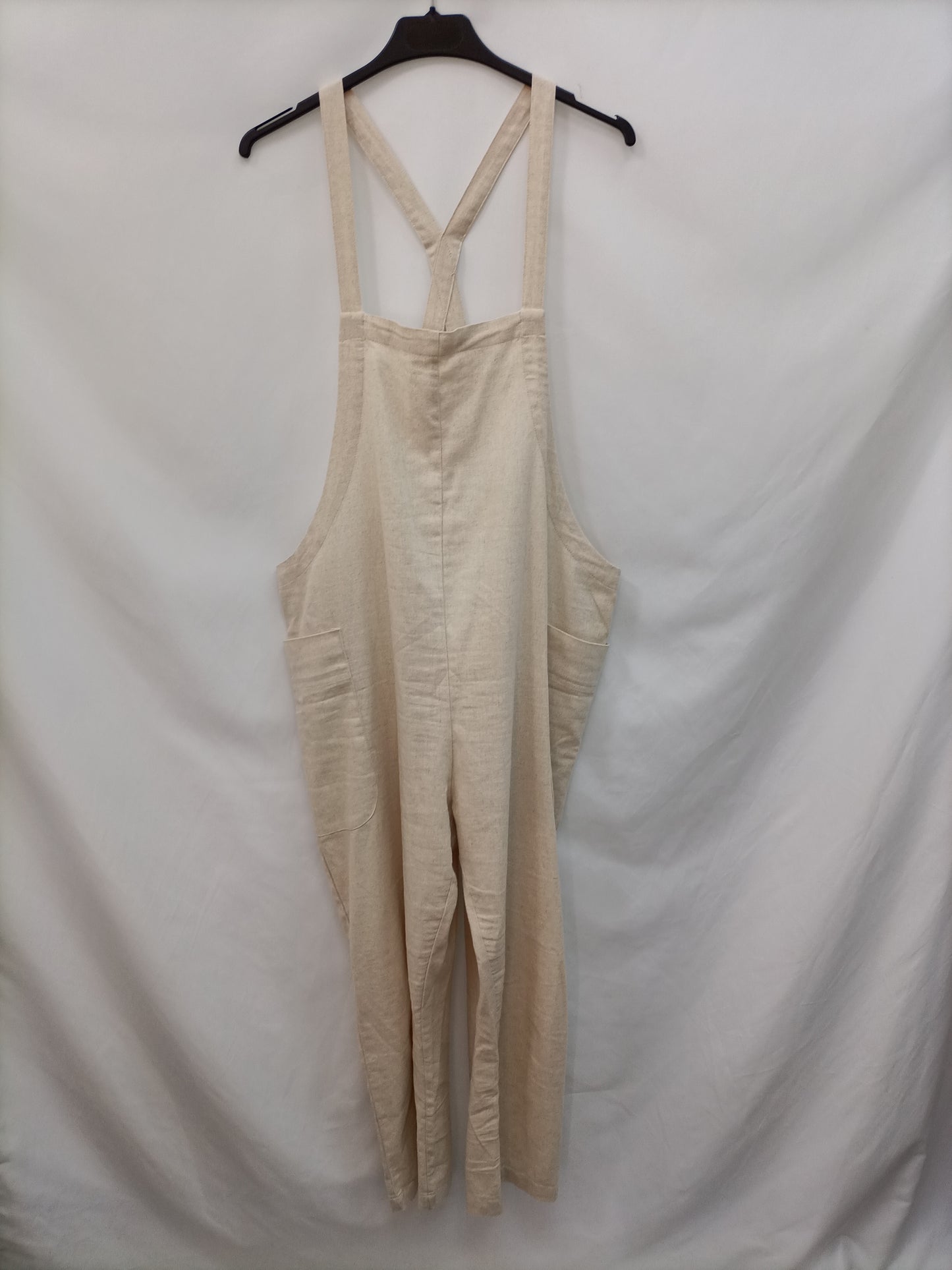 PINK BLUSH. Long beige linen dungarees TM