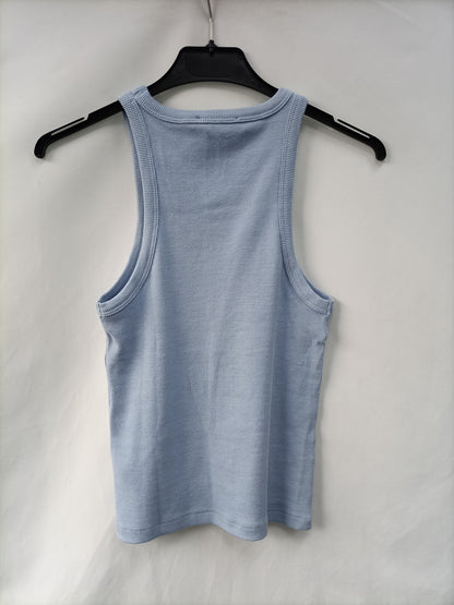 NA-KD. Camiseta celeste canalé T.xxs