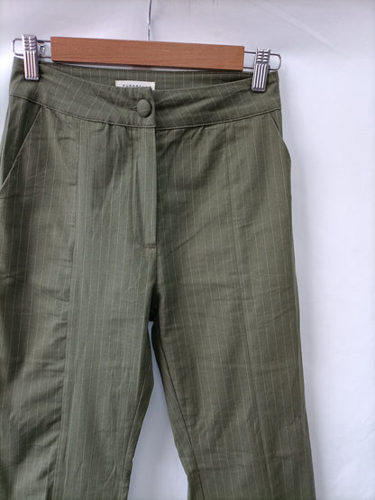 GHOSPEL. Pantalón verde rayas T.xs