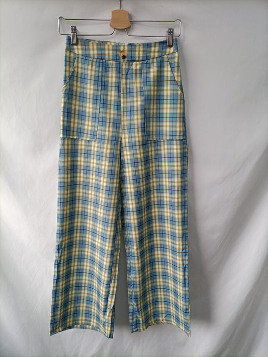 SHEIN. Pantalón culotte cuadros T.xs