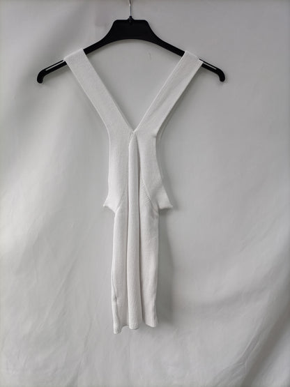 OTRAS. Top blanco halter Tu(s)
