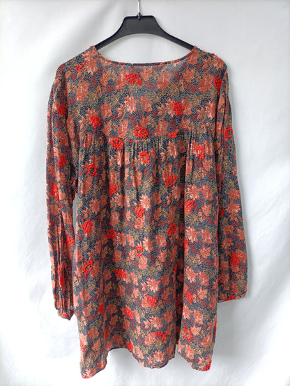 ZARA. Vestido flores bordado T.m