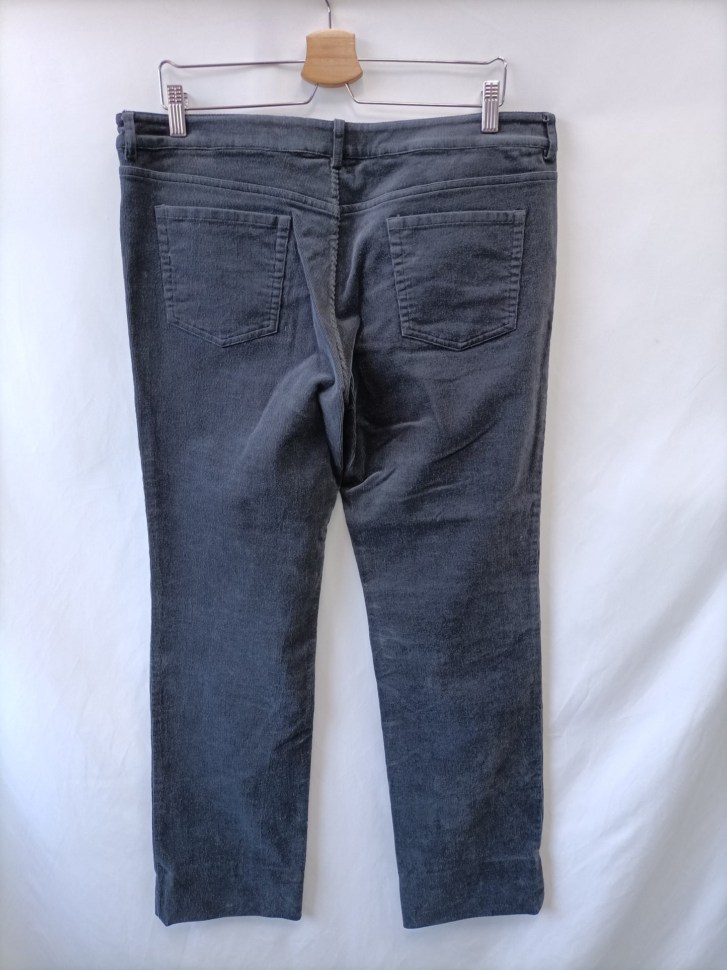 BLUNAUTA. Pantalón gris micropana T.xl