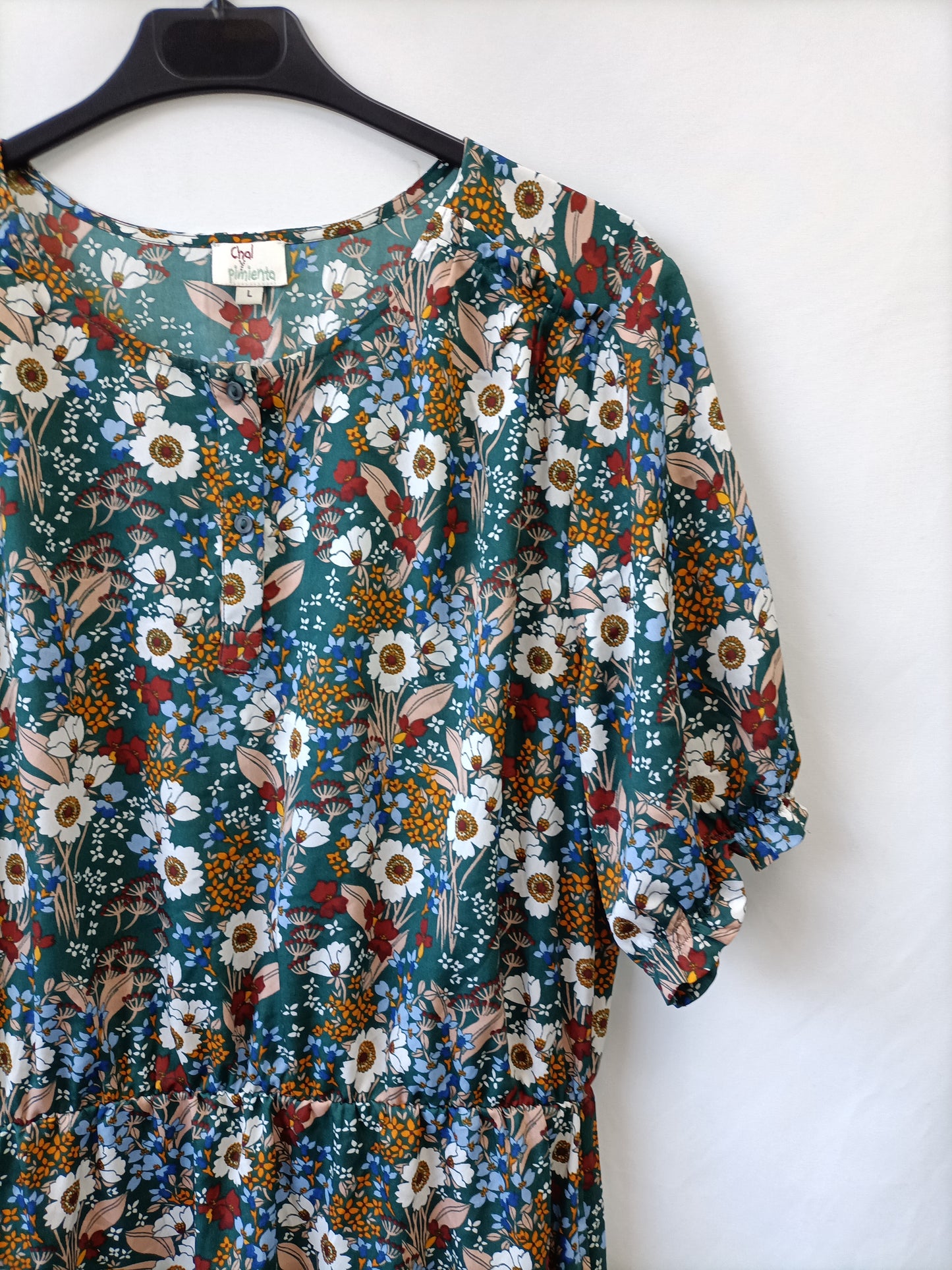 CHAL Y PIMIENTA. Vestido Verde flores T.l