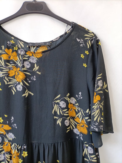 ZARA. Black floral dress Tl
