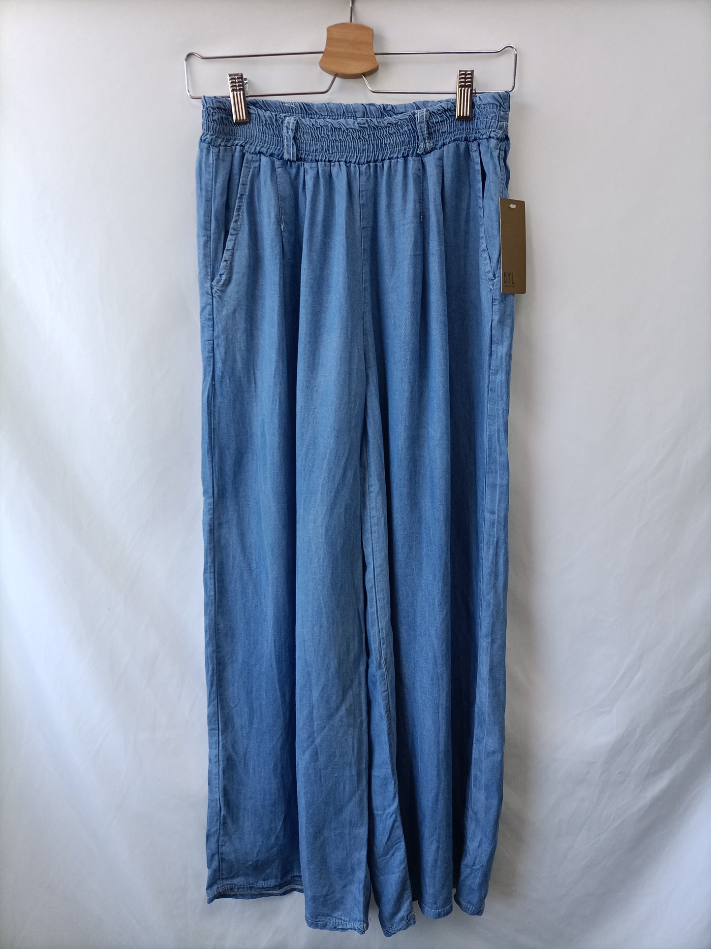 OTRAS. Pantalón fluido denim T.u(s)