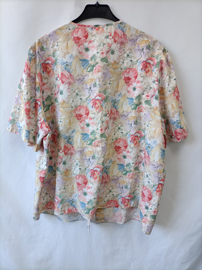 OTHERS. Vintage floral blouse Tu(m/l)