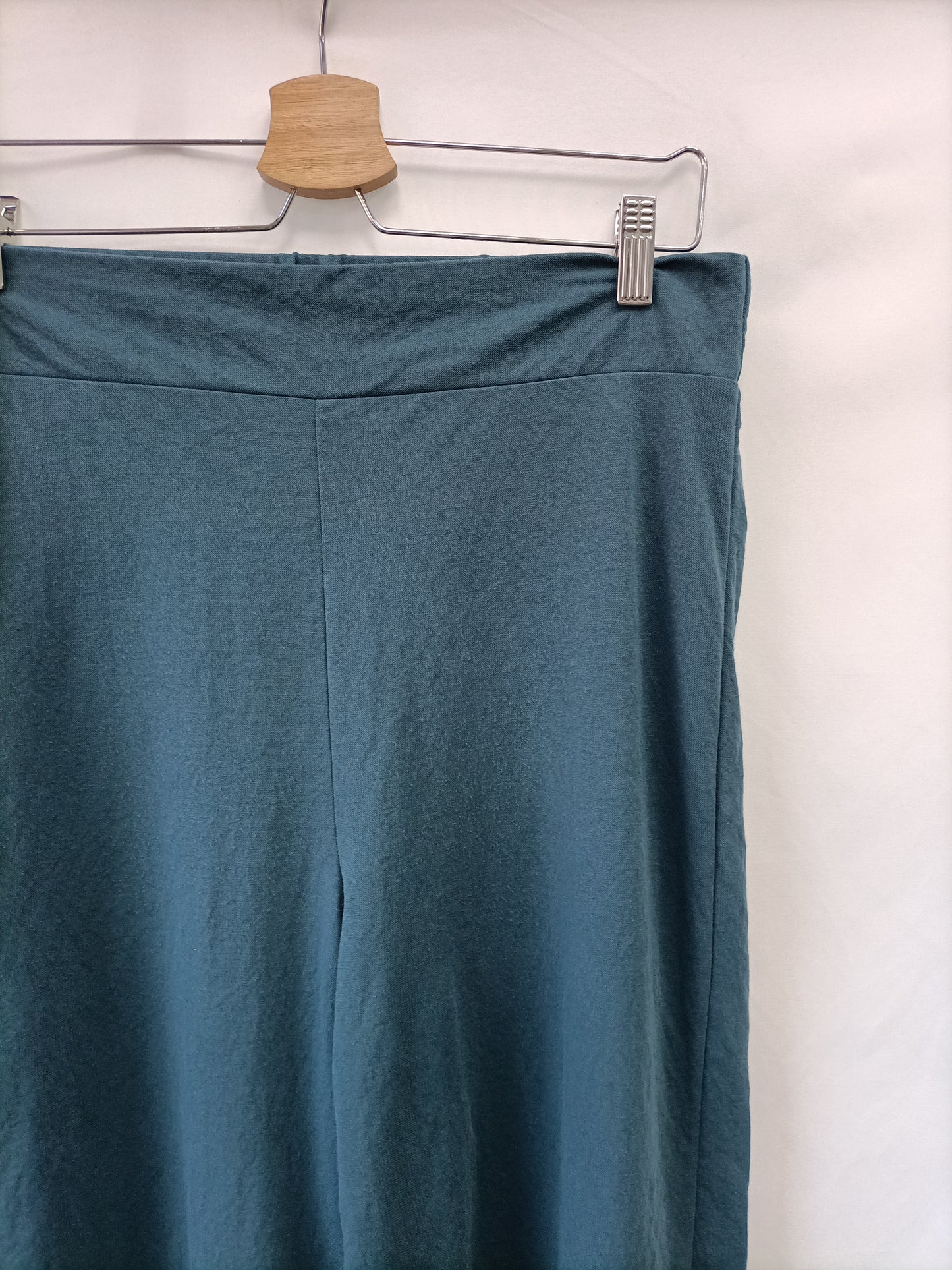 MANGO. Pantalón culotte fluido T.l