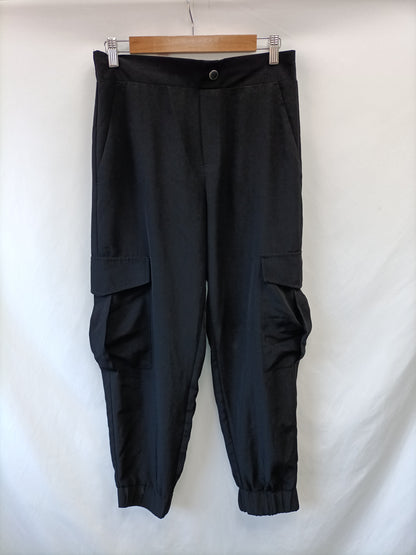 ZARA. Black paperback trousers TM