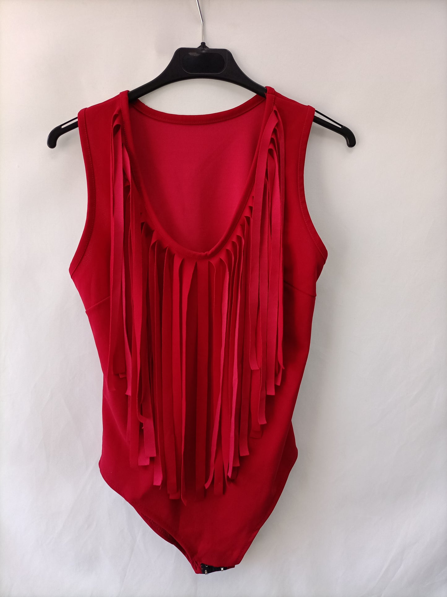OTRAS. Body rojo flecos T.u(s)