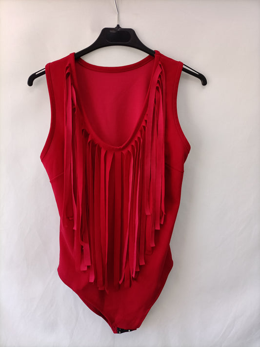 OTRAS. Body rojo flecos T.u(s)