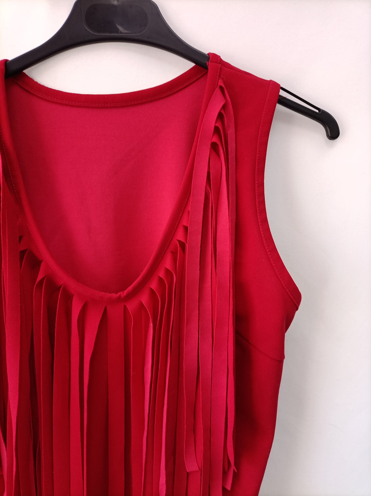 OTRAS. Body rojo flecos T.u(s)