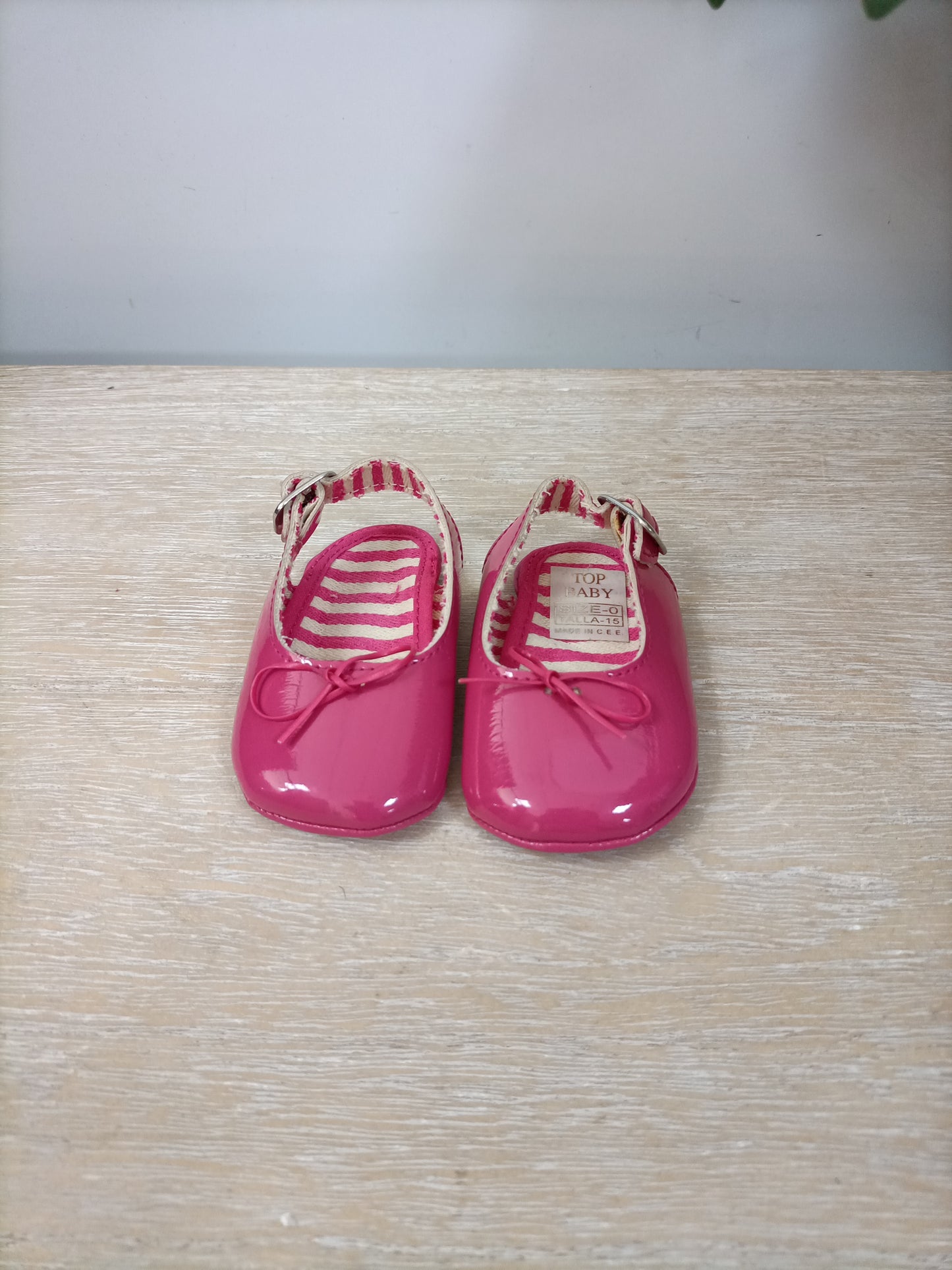 BABY TOP. Patent leather ballet flats, size 15