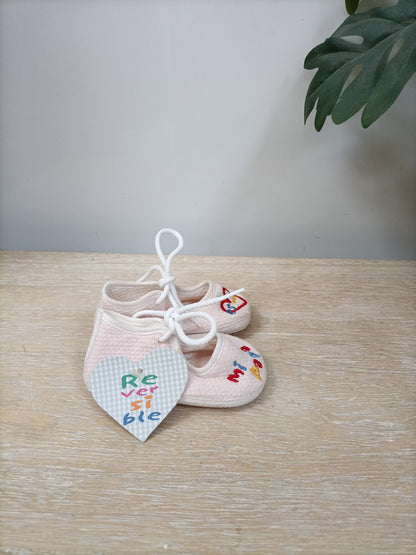 REVERSIBLE.  Zapatos bordados T.18
