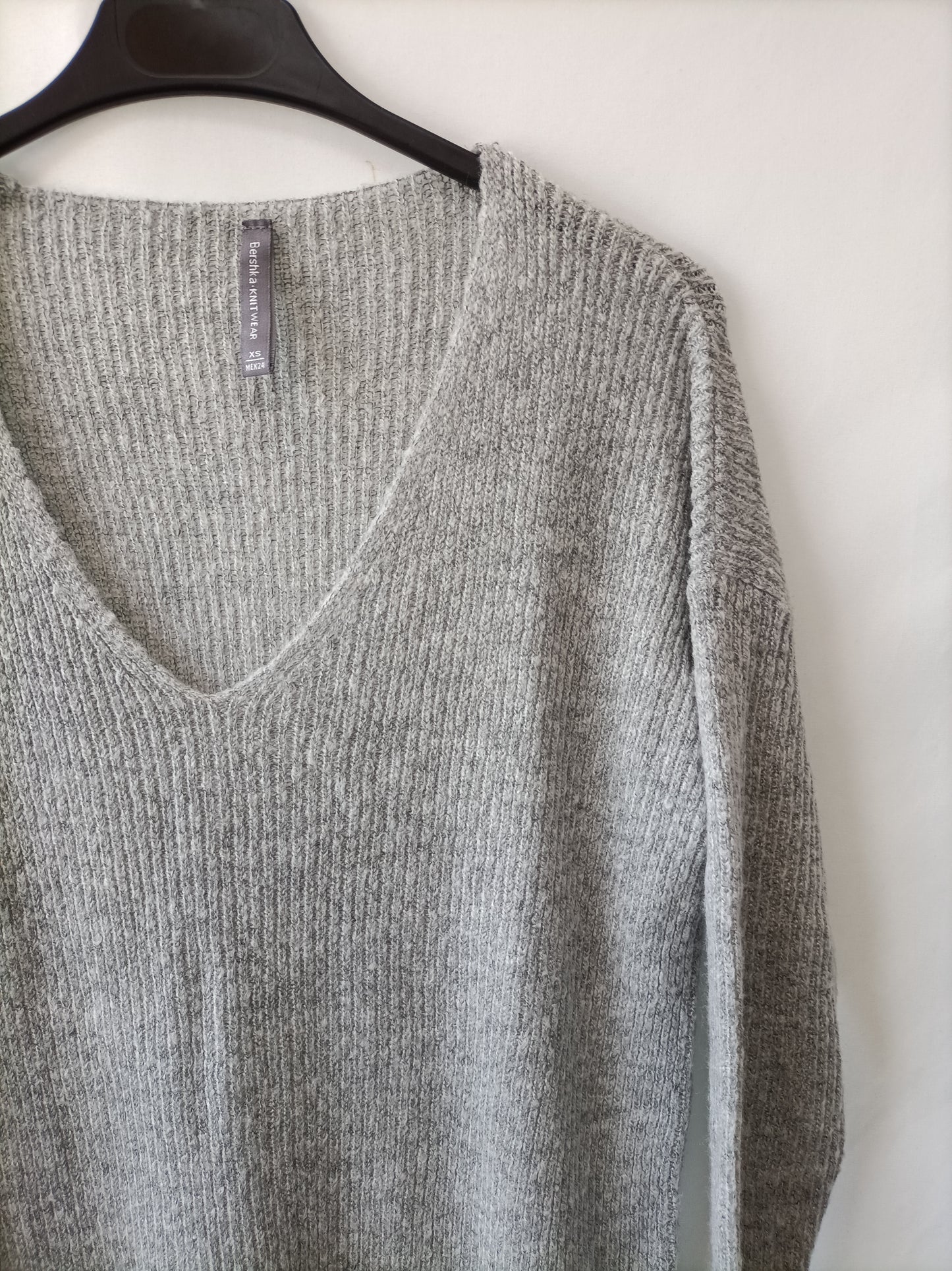 BERSHKA.Vestido gris midi punto T.XS