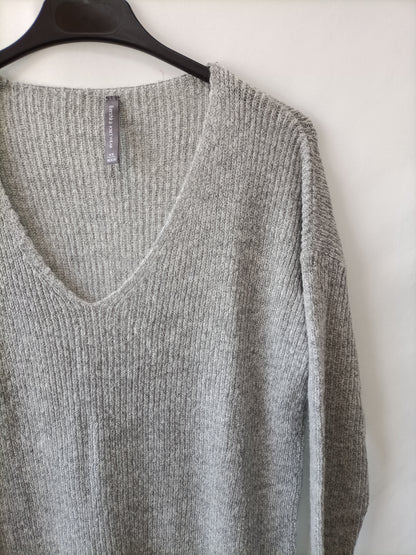 BERSHKA.Vestido gris midi punto T.XS