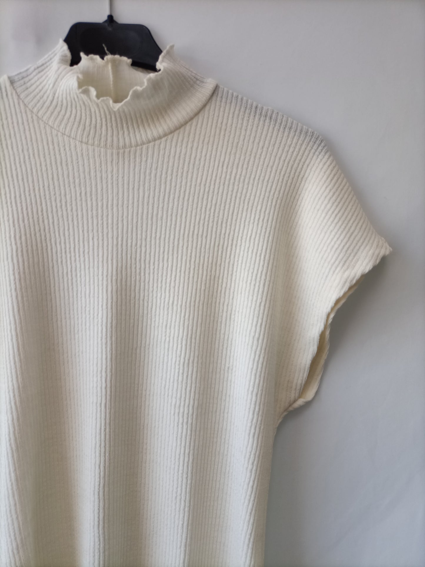 ZARA.Top punto cuello Perkins T.M