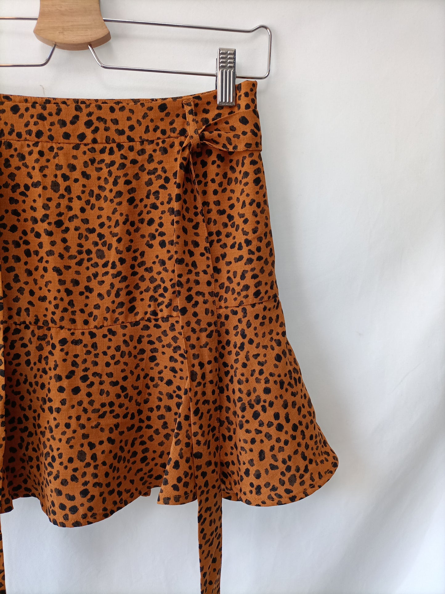 STRADIVARIUS.Animal print pant skirt TM