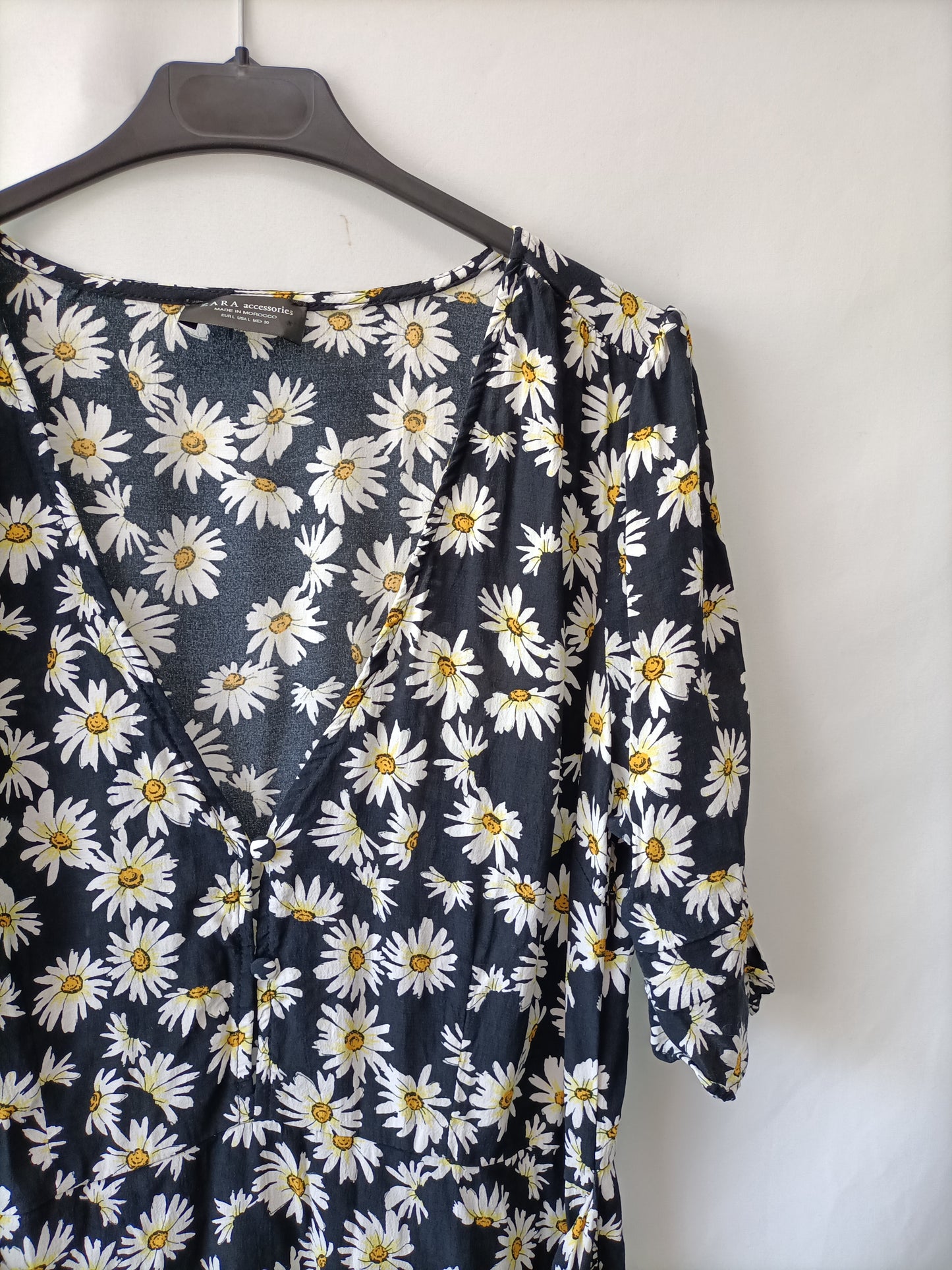 ZARA.Vestido margaritas T.L