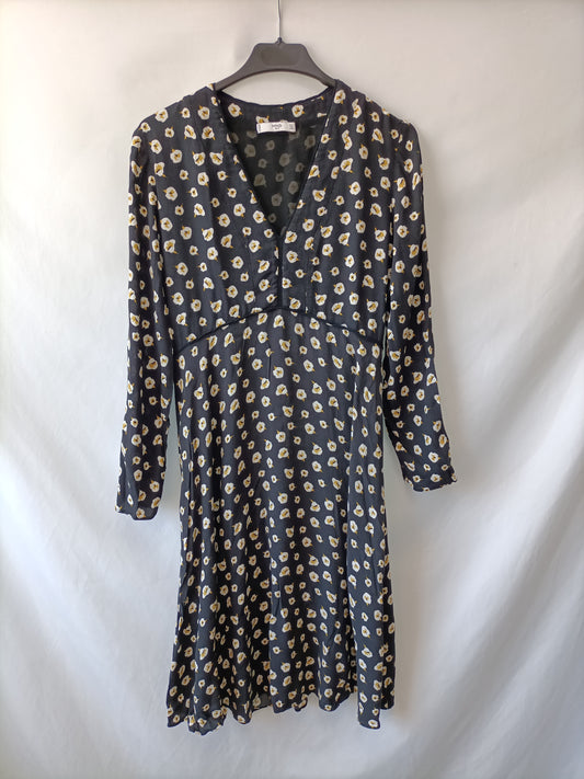 MANGO.Vestido negro Flores T.M