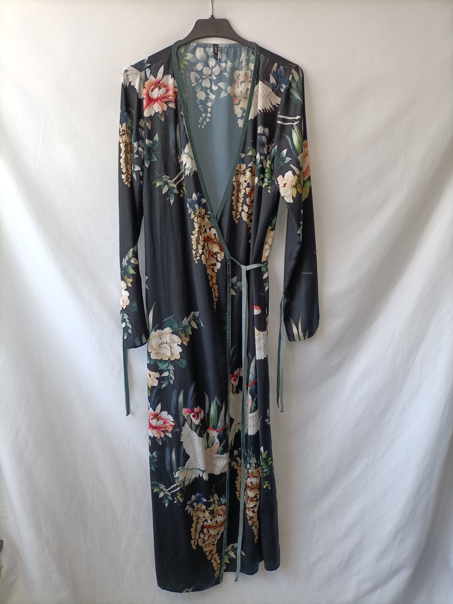 STRADIVARIUS.Vestido/Kimono largo T.M