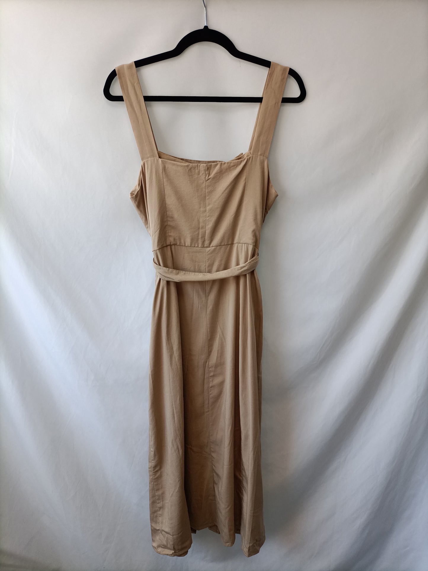 BERSHKA. Beige buttoned midi dress TL