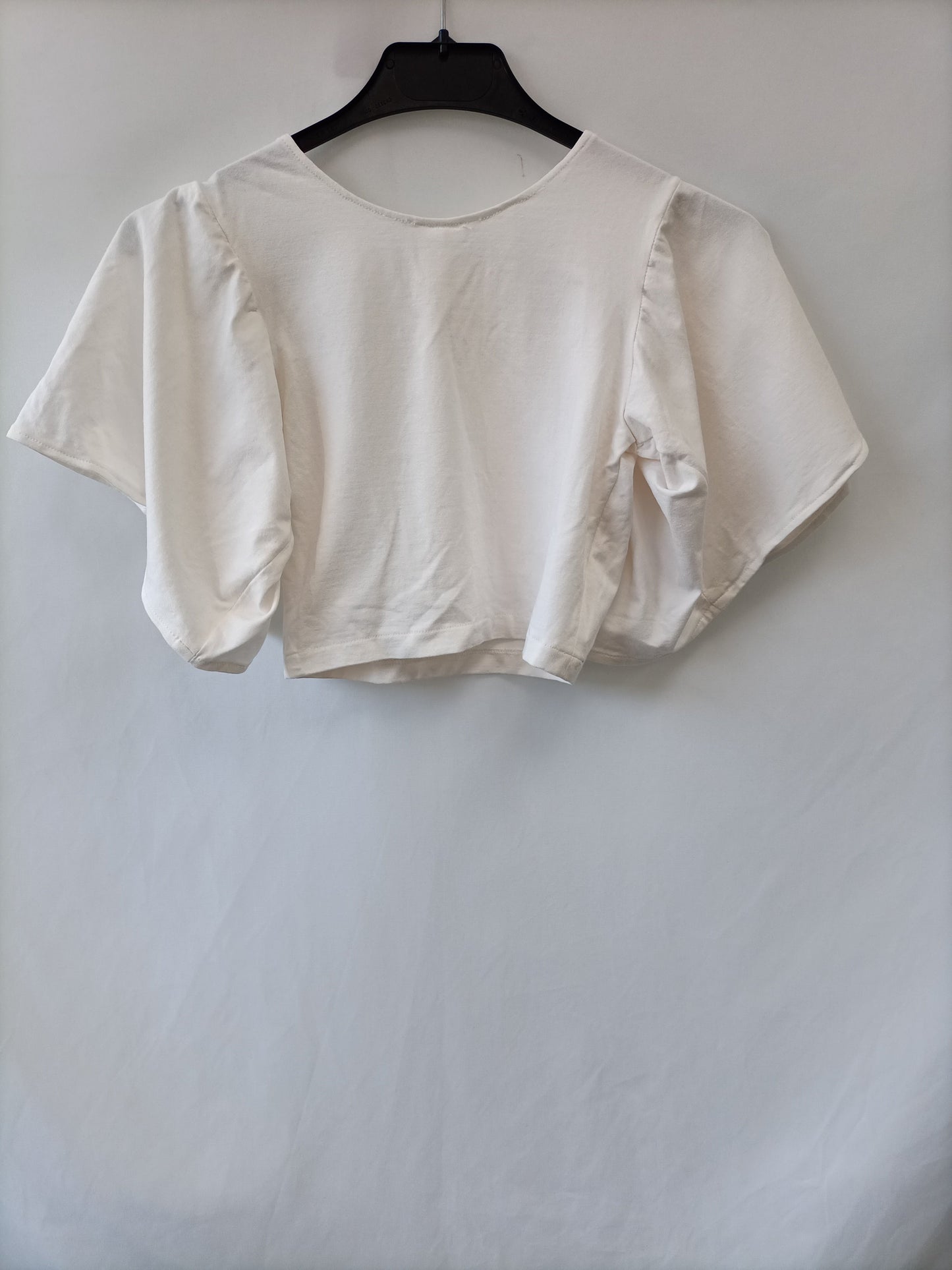 TANYA. Beige top with sleeves S/S