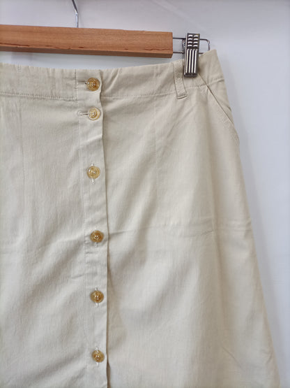 OTHERS. Beige elastic skirt with buttons S.38
